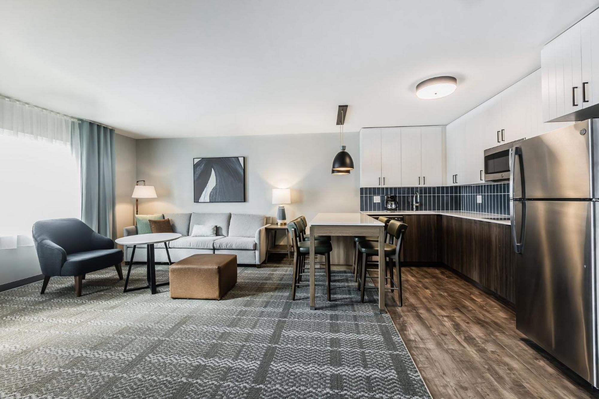 Staybridge Suites - Dawson Creek By Ihg Εξωτερικό φωτογραφία